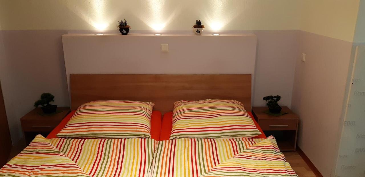 Ferienwohnung Spandau Berlín Exterior foto
